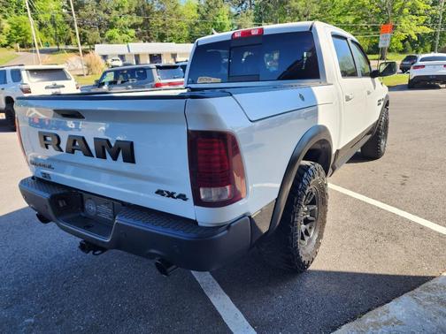 Bright White Clearcoat 2018 RAM 1500 Rebel