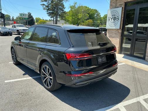 2023 Audi Q7 55 Prestige