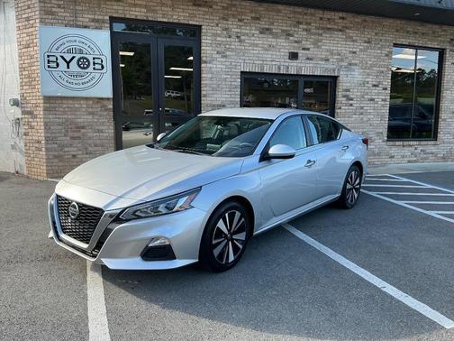 2021 Nissan Altima 2.5 SV