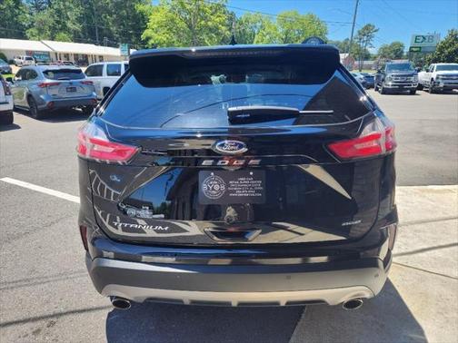 2023 Ford Edge Titanium
