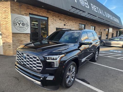2023 Toyota Sequoia Capstone