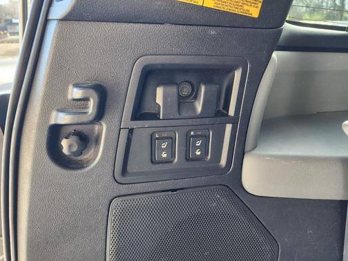 2014 Toyota Sequoia Platinum