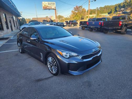 2019 Kia Stinger Base