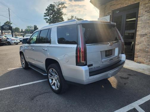 2016 Cadillac Escalade Luxury