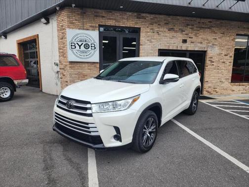 2018 Toyota Highlander LE I4