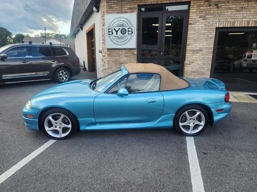 2002 Mazda MX-5 Miata Base
