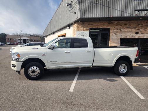 2021 RAM 3500 Limited Crew Cab 4x4 8' Box