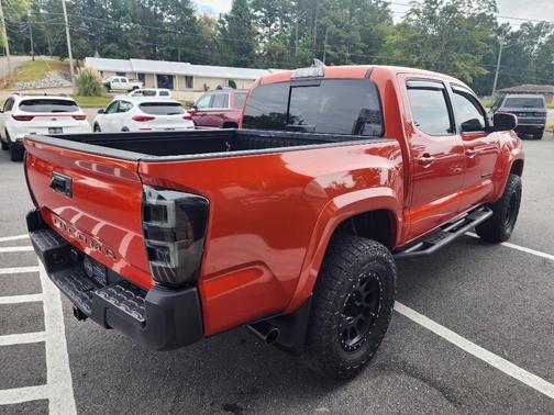 2018 Toyota Tacoma SR5