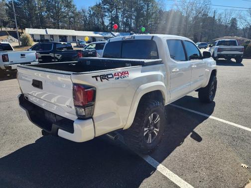 2018 Toyota Tacoma TRD Sport