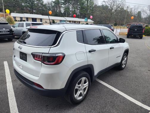 2023 Jeep Compass Sport