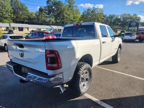 2020 RAM 2500 Tradesman Crew Cab 4X4 6'4' Box