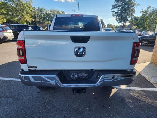 2020 RAM 2500 Tradesman Crew Cab 4X4 6'4' Box