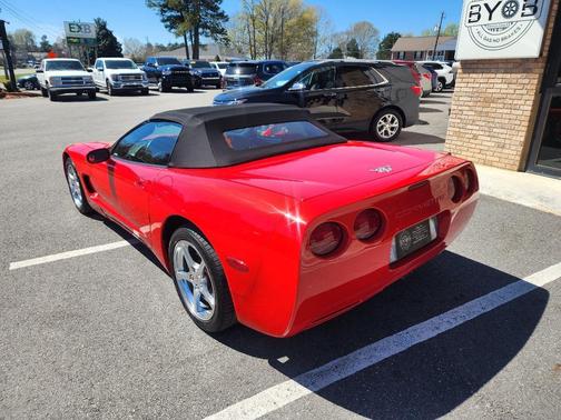 2003 Chevrolet Corvette Base