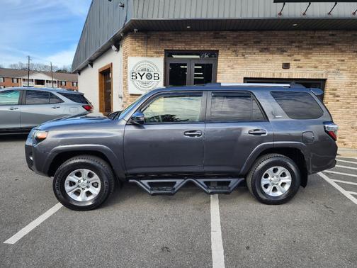 2020 Toyota 4Runner SR5