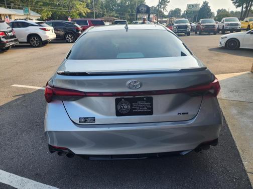2019 Toyota Avalon XSE