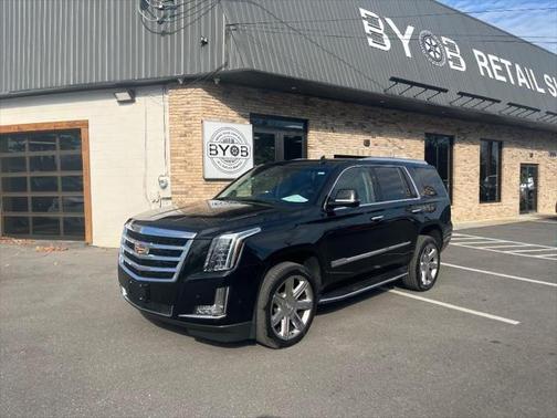 2018 Cadillac Escalade Luxury