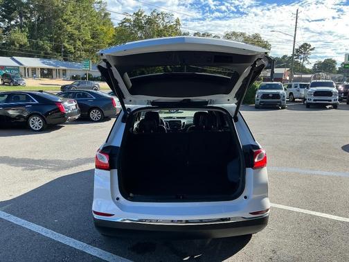 Summit White 2020 Chevrolet Equinox L