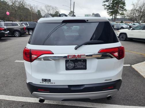 2017 GMC Acadia SLT-1