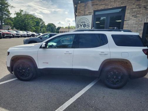 Summit White 2021 GMC Acadia AWD AT4