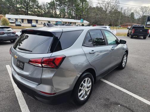 2023 Chevrolet Equinox LS