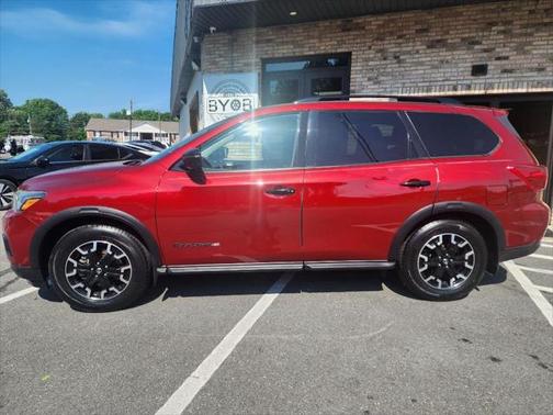 2019 Nissan Pathfinder SV