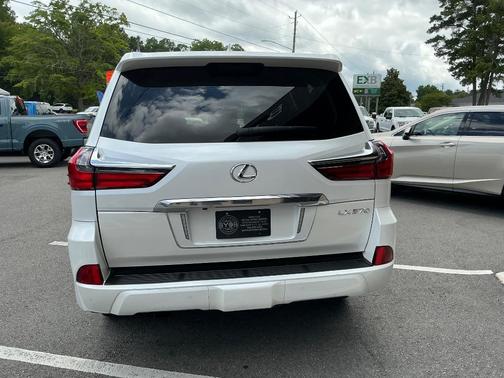 Eminent White Pearl 2020 Lexus LX 570 Three-Row