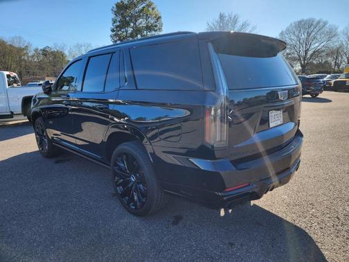 2025 Cadillac Escalade V-Series