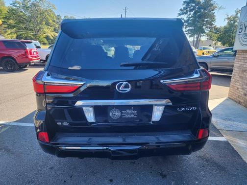 2017 Lexus LX 570 Base