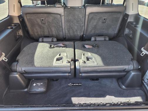 2017 Lexus LX 570 Base