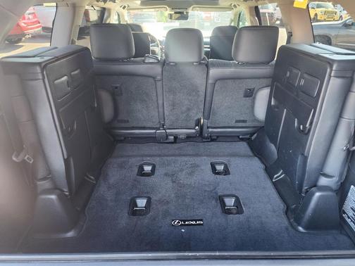 2017 Lexus LX 570 Base
