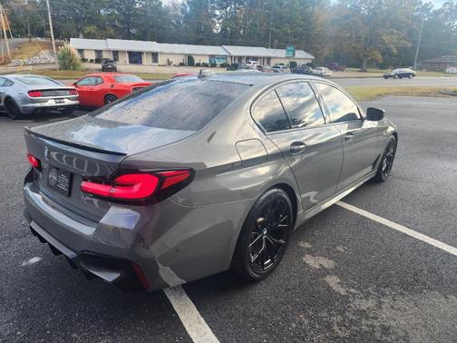 2022 BMW 530 i xDrive