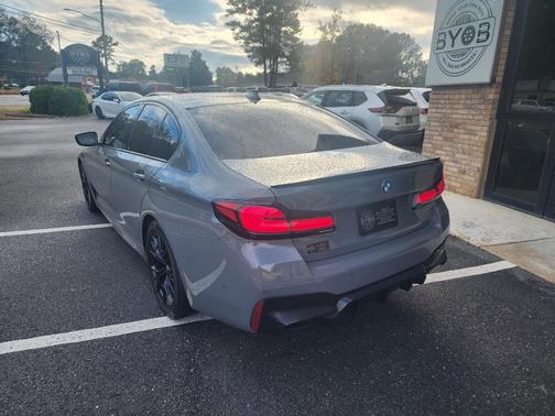 2022 BMW 530 i xDrive