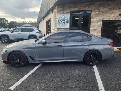 2022 BMW 530 i xDrive