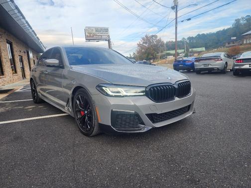 2022 BMW 530 i xDrive