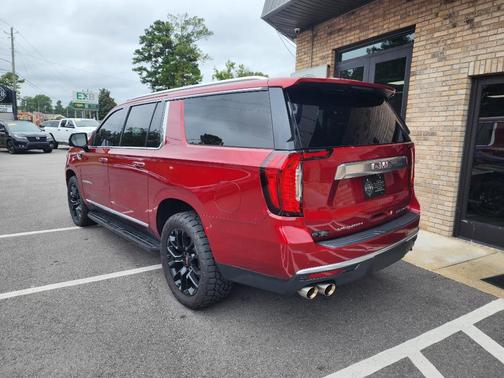 2022 GMC Yukon XL Denali