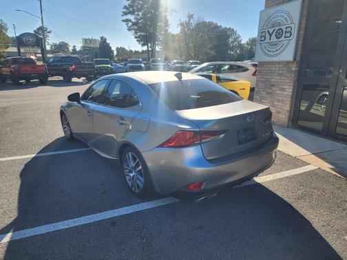 2018 Lexus IS 300 Base