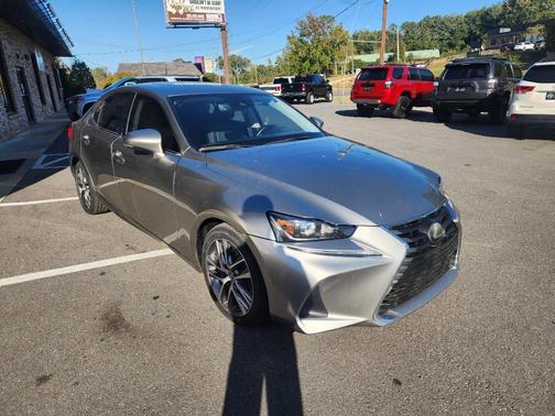 2018 Lexus IS 300 Base