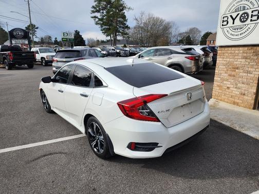 2017 Honda Civic Touring