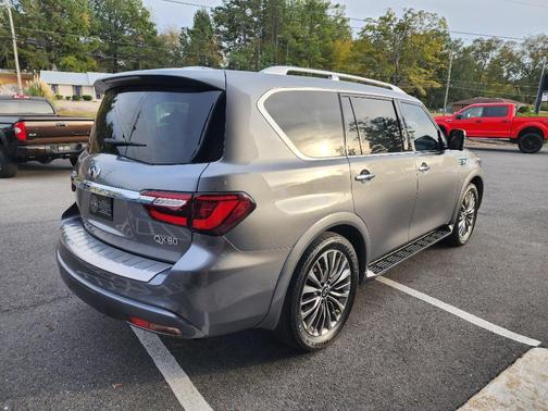 2018 INFINITI QX80 Base