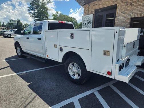 2021 RAM 2500 Tradesman Crew Cab 4x2 8' Box