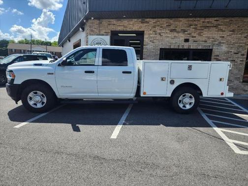 2021 RAM 2500 Tradesman Crew Cab 4x2 8' Box