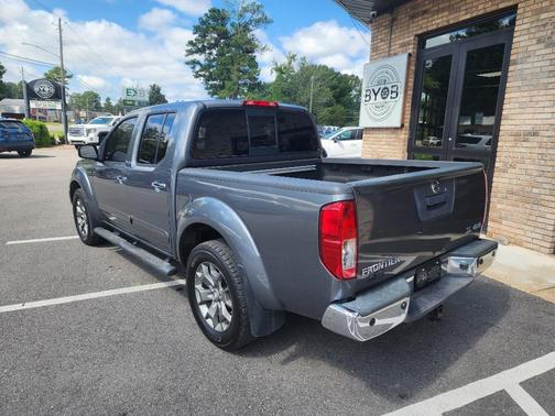 2019 Nissan Frontier SL