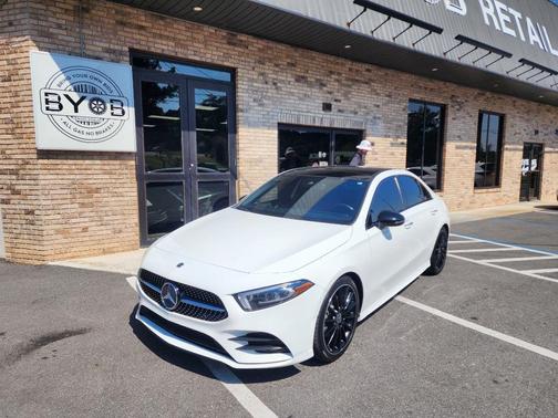 2022 Mercedes-Benz A-Class A220