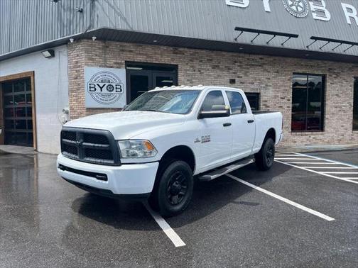 2018 RAM 3500 Tradesman Crew Cab 4x4 6'4' Box