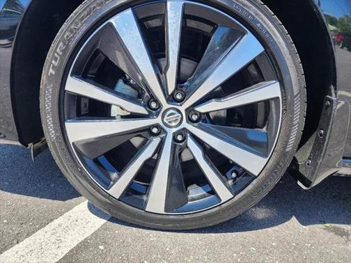 2022 Nissan Altima SR FWD
