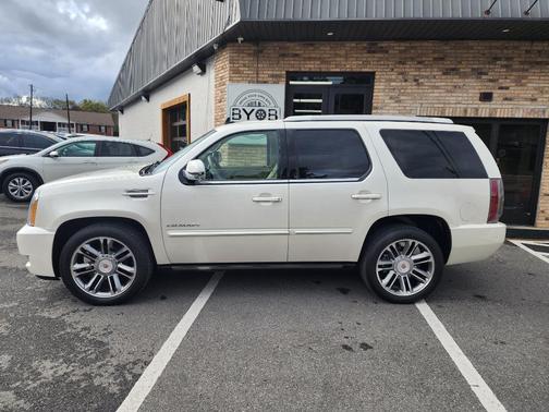 2012 Cadillac Escalade Premium