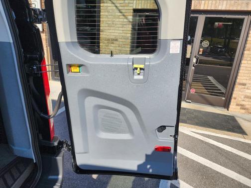 2018 Ford Transit-150 XL