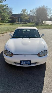 1999 Mazda MX-5 Miata Base