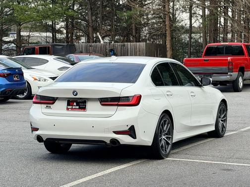 2019 BMW 330 330i
