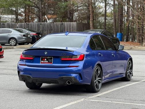 2019 BMW 330 330i